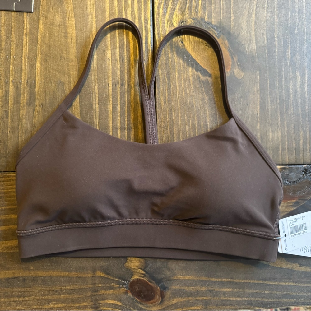 Lululemon Flow Y bra Nulu NWT
